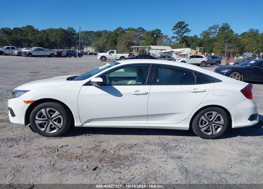 2018 HONDA CIVIC LX VIN: 19XFC2F51JE026406