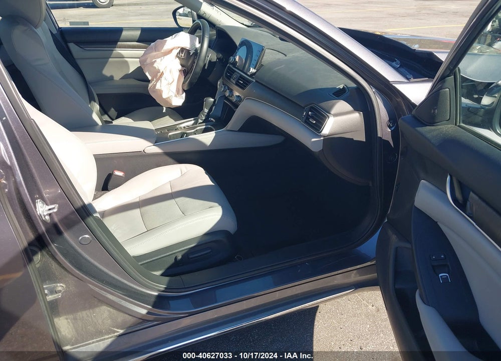 2018 HONDA ACCORD TOURING VIN: 1HGCV1F94JA213444