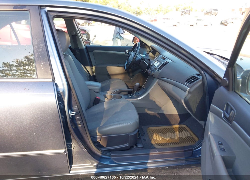 2010 HYUNDAI SONATA SE VIN: 5NPEU4ACXAH612270