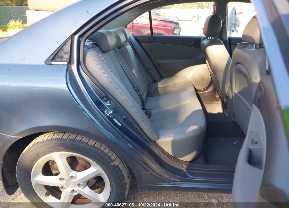 2010 HYUNDAI SONATA SE VIN: 5NPEU4ACXAH612270