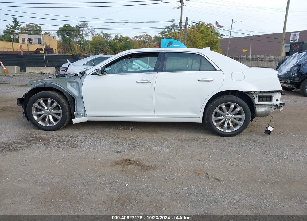 2017 CHRYSLER 300C AWD VIN: 2C3CCAKG0HH612828