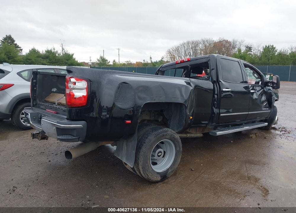 2015 CHEVROLET SILVERADO 3500HD LTZ VIN: 1GC4K0C89FF144245