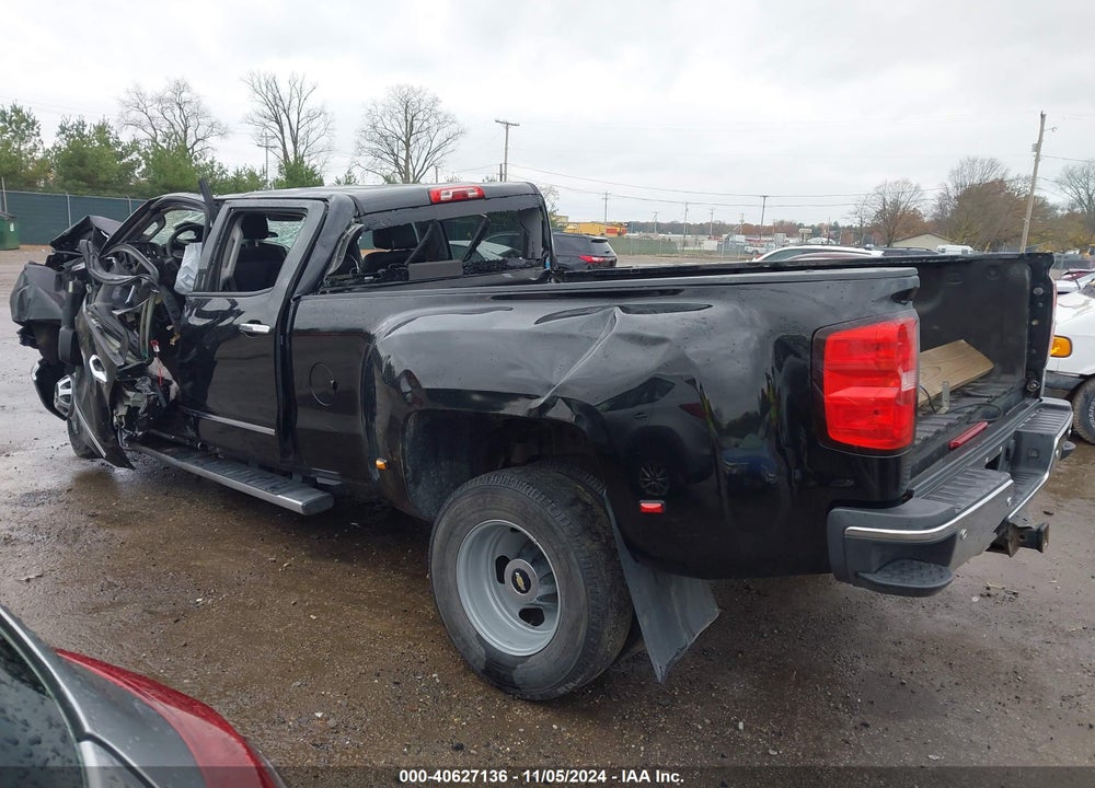 2015 CHEVROLET SILVERADO 3500HD LTZ VIN: 1GC4K0C89FF144245