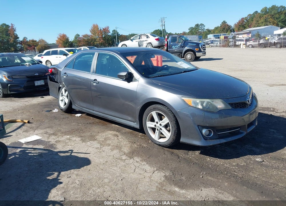 2014 TOYOTA CAMRY SE VIN: 4T1BF1FK7EU331465