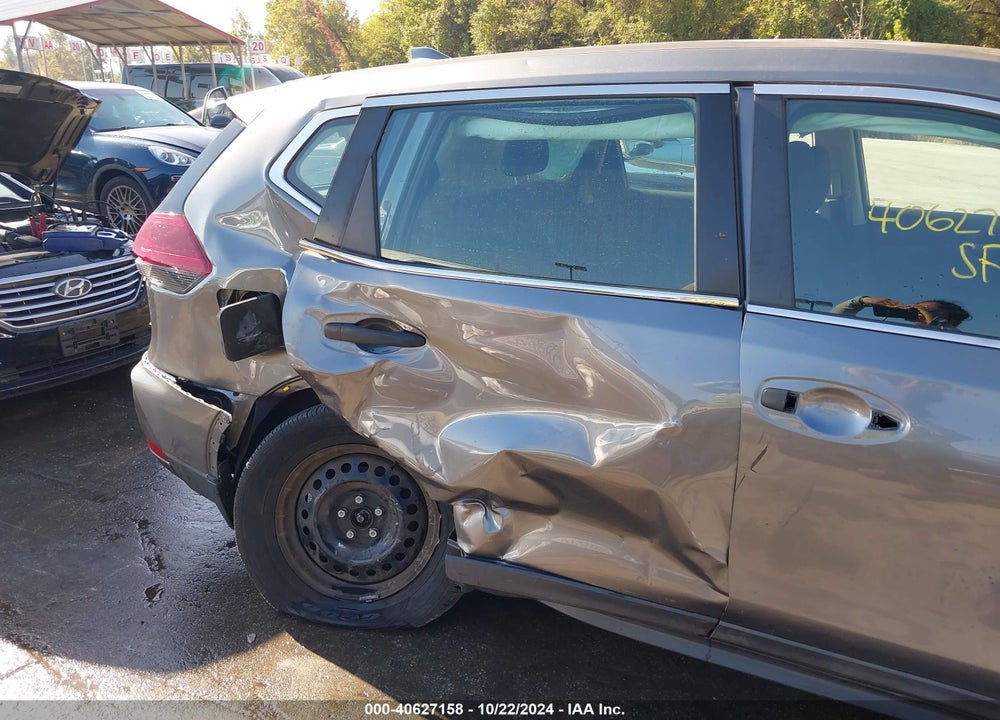 2018 NISSAN ROGUE S VIN: 5N1AT2MV8JC751842