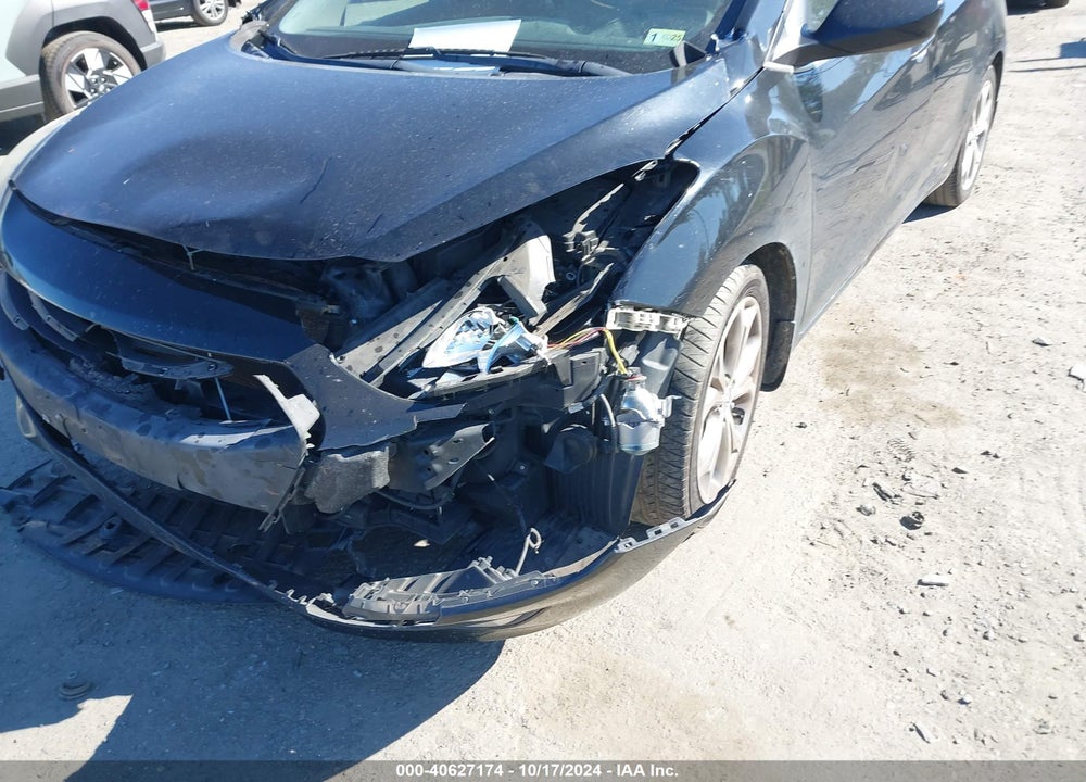 2013 HYUNDAI ELANTRA GT VIN: KMHD35LE9DU085007