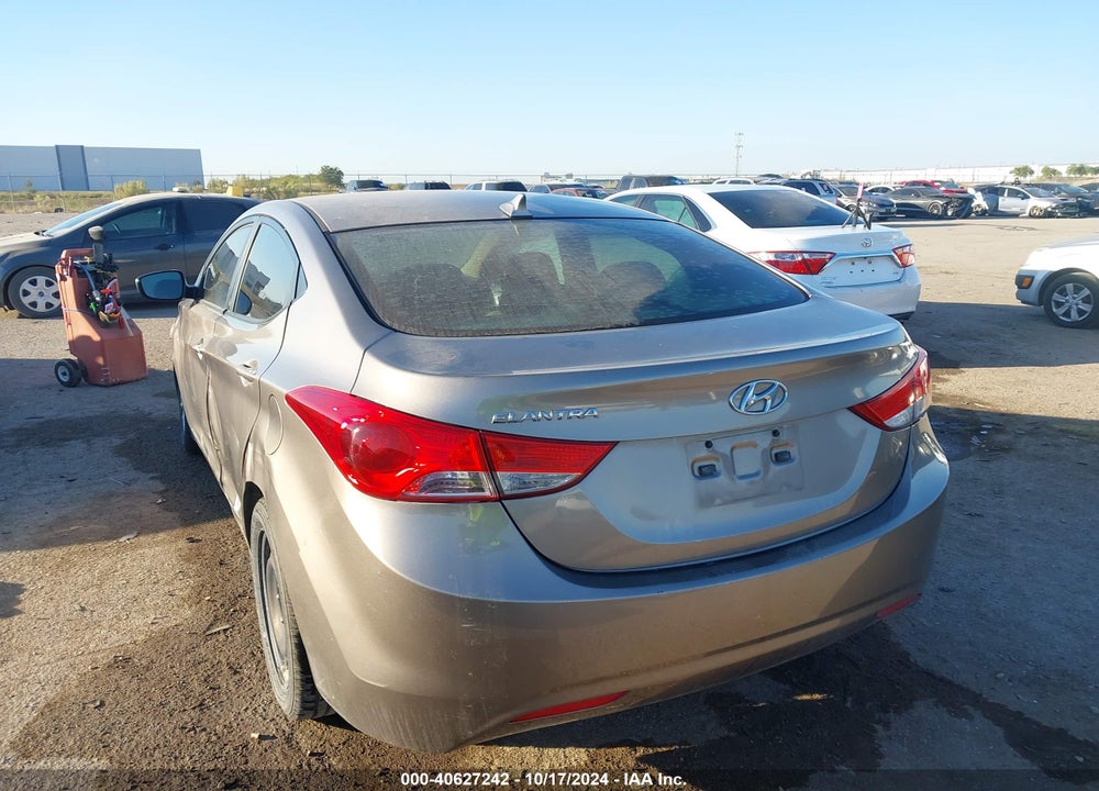 2013 HYUNDAI ELANTRA GLS VIN: 5NPDH4AE7DH443329