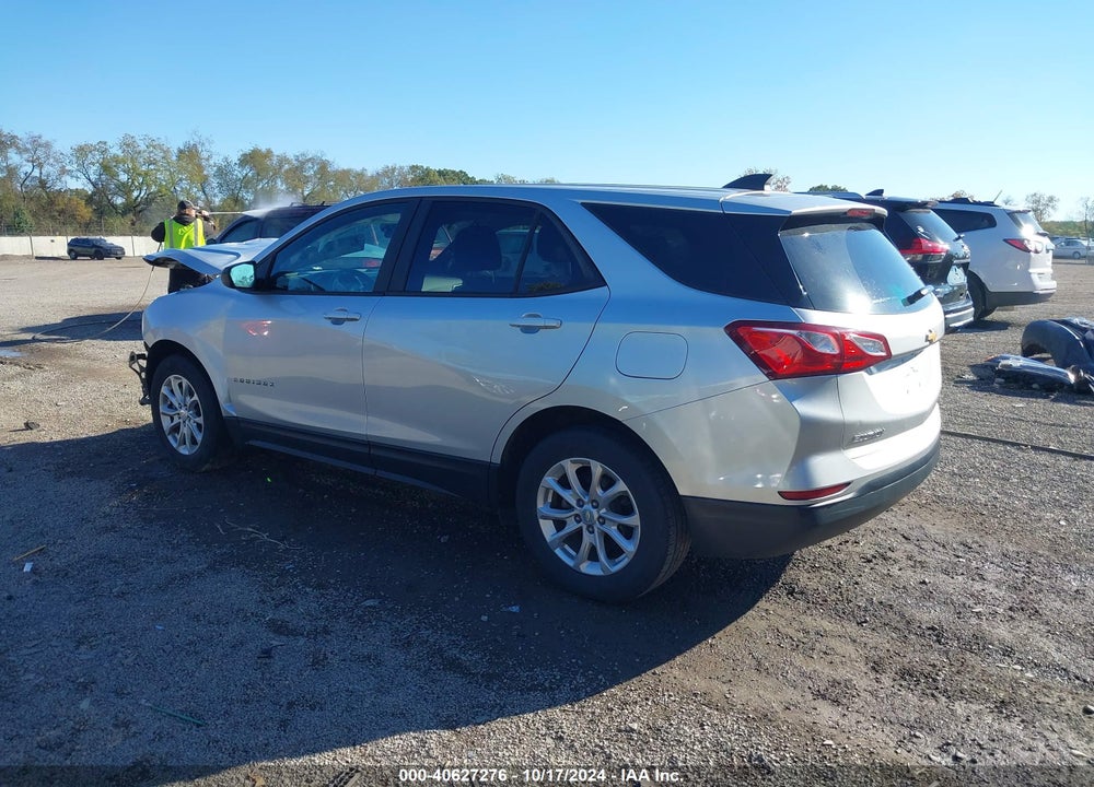 2020 CHEVROLET EQUINOX FWD LS VIN: 3GNAXHEV2LS558083