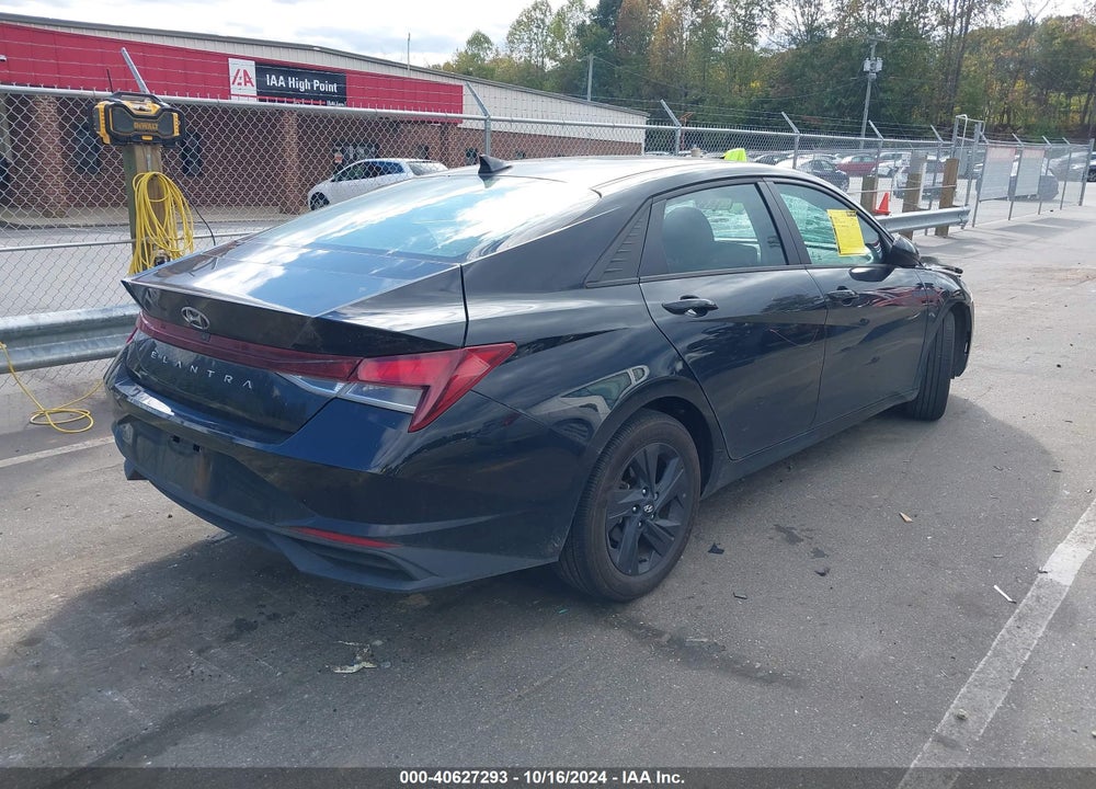 2022 HYUNDAI ELANTRA SEL VIN: 5NPLS4AGXNH061313