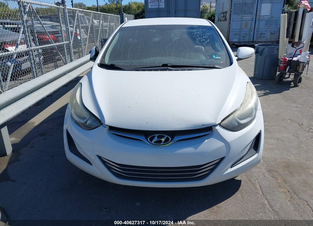 2016 HYUNDAI ELANTRA SE VIN: 5NPDH4AE3GH671607
