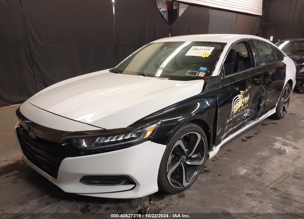 2018 HONDA ACCORD VIN: 1HGCV1F33JA095222