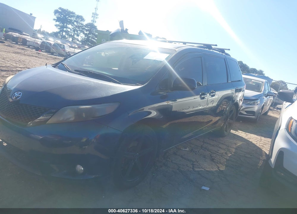 2011 TOYOTA SIENNA LE V6 VIN: 5TDKK3DC5BS033066