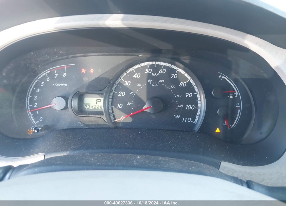 2011 TOYOTA SIENNA LE V6 VIN: 5TDKK3DC5BS033066