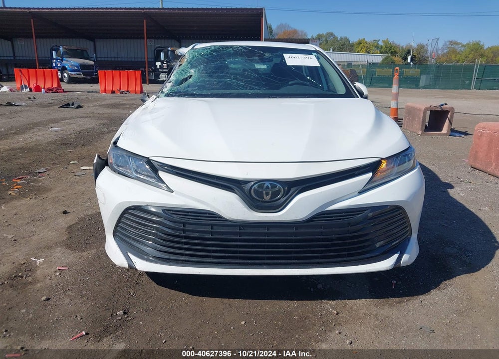 2020 TOYOTA CAMRY LE VIN: 4T1C11AK5LU355903
