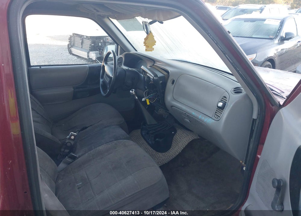 1995 FORD RANGER SUPER CAB VIN: 1FTCR14A3STA29988