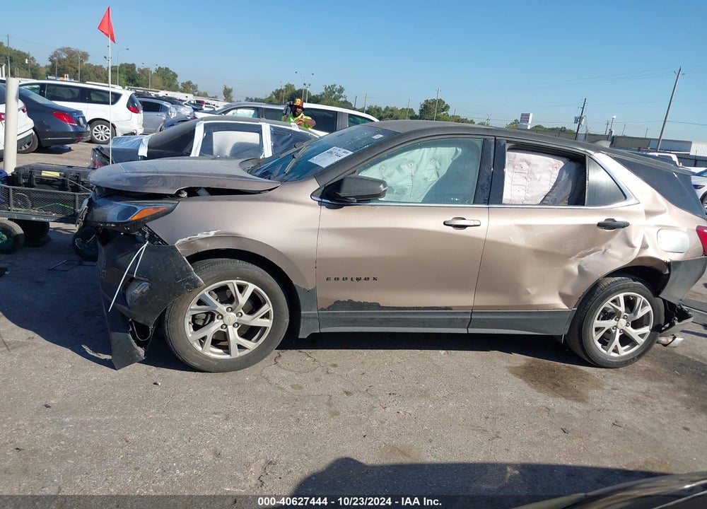 2018 CHEVROLET EQUINOX LT VIN: 2GNAXKEX1J6227814