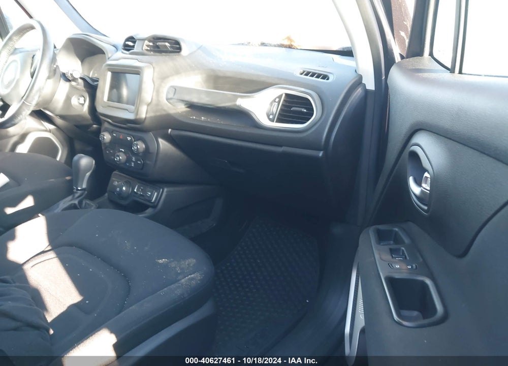 2018 JEEP RENEGADE LATITUDE 4X4 VIN: ZACCJBBB8JPH53680