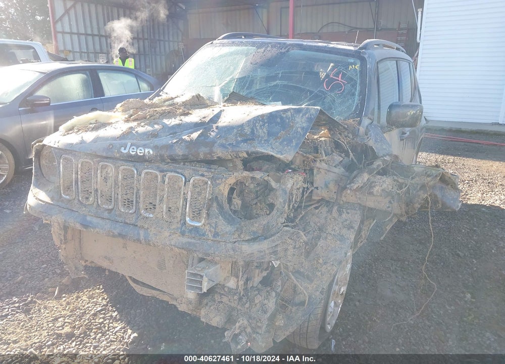2018 JEEP RENEGADE LATITUDE 4X4 VIN: ZACCJBBB8JPH53680