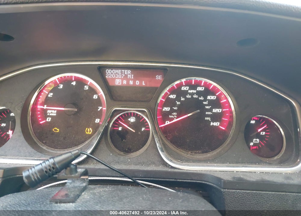 2014 GMC ACADIA SLE-1 VIN: 1GKKRNED6EJ263221