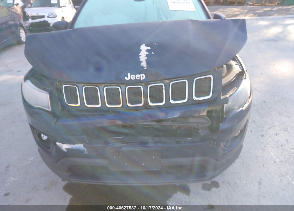 2018 JEEP COMPASS LATITUDE 4X4 VIN: 3C4NJDBBXJT108008