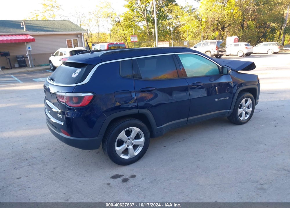 2018 JEEP COMPASS LATITUDE 4X4 VIN: 3C4NJDBBXJT108008