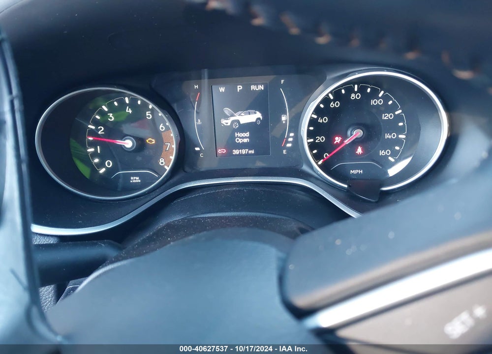 2018 JEEP COMPASS LATITUDE 4X4 VIN: 3C4NJDBBXJT108008