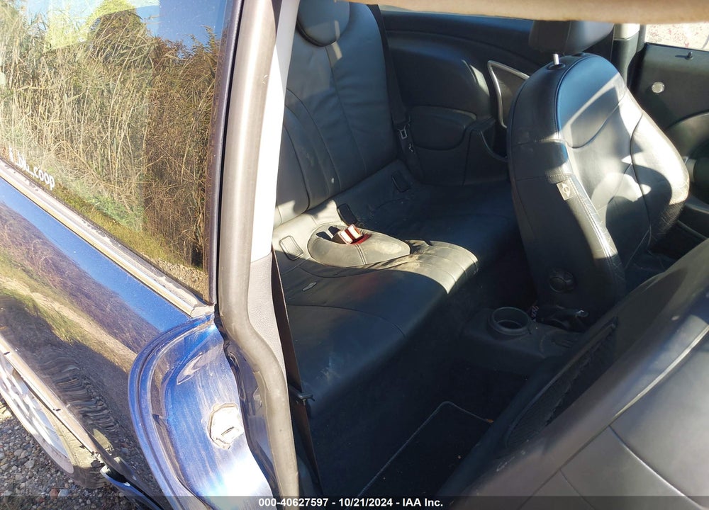 2003 MINI COOPER S VIN: WMWRE33473TD63083