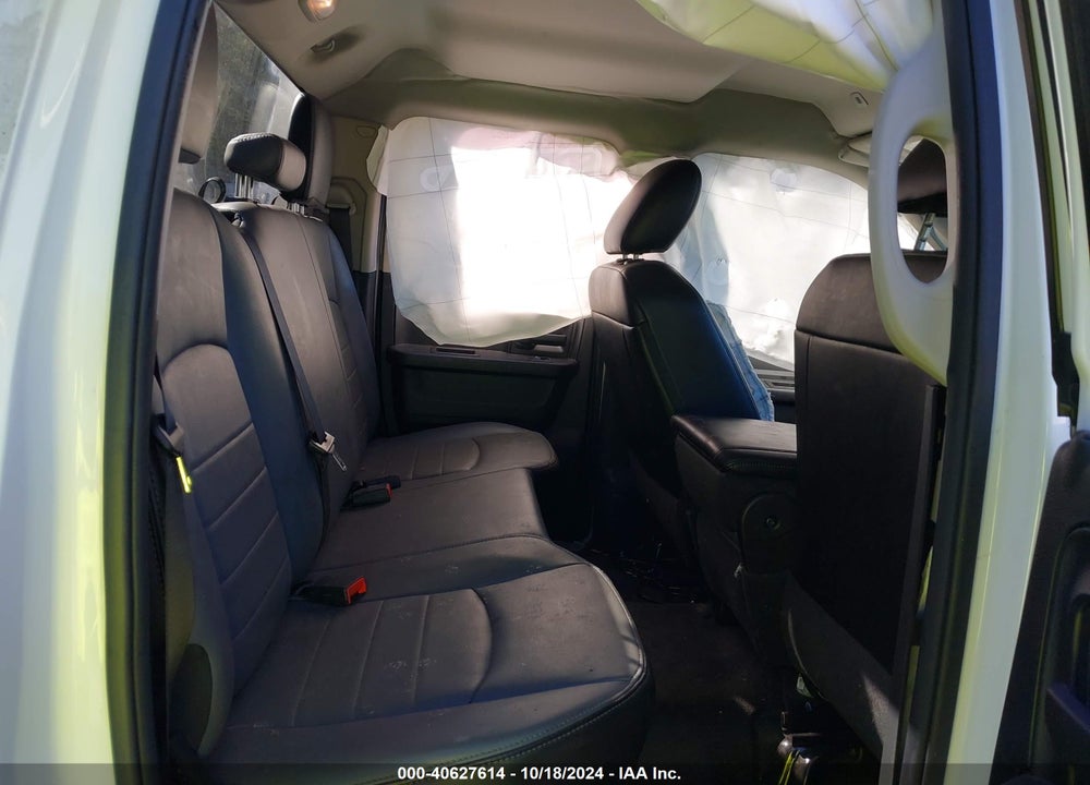 2021 RAM 1500 CLASSIC VIN: 1C6RR6FT1MS563884