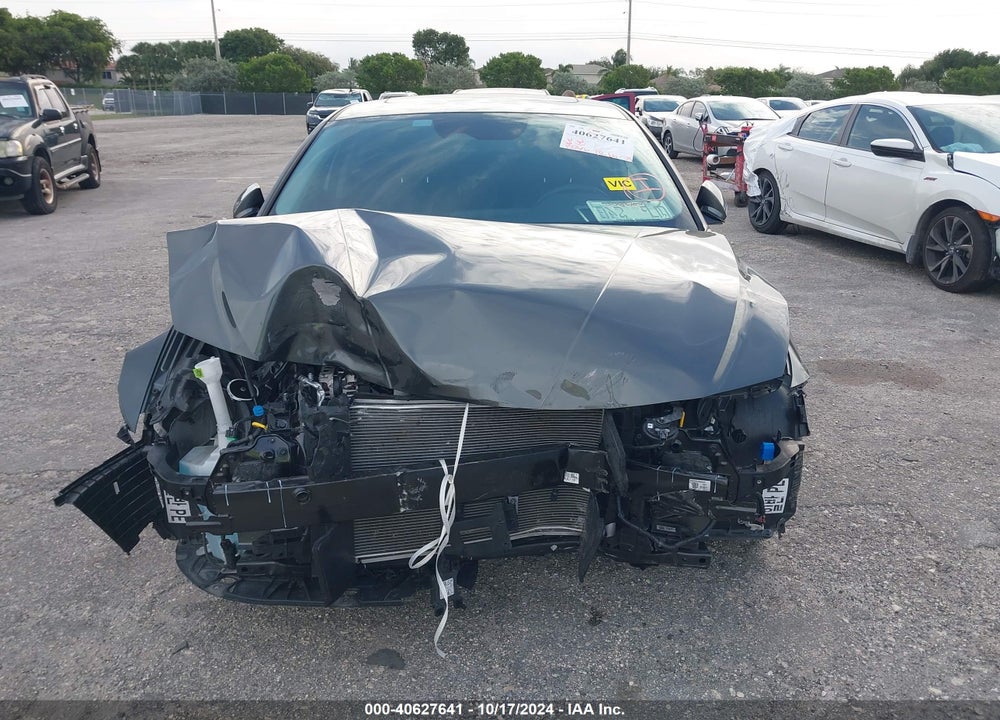 2024 HYUNDAI ELANTRA LIMITED VIN: KMHLP4DG1RU660847