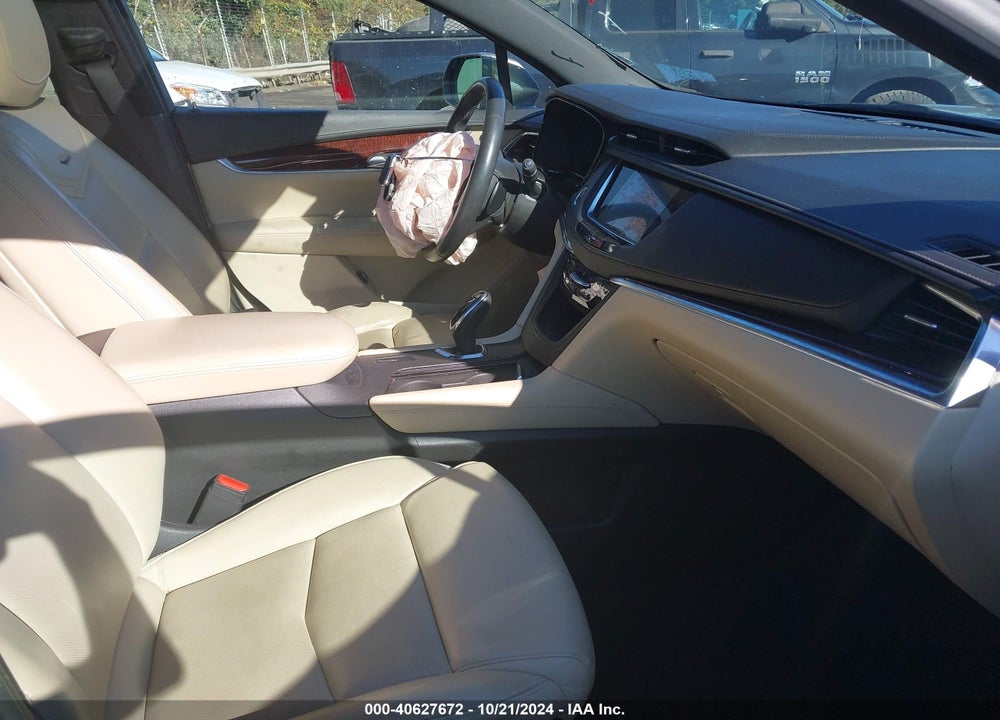 2017 CADILLAC XT5 LUXURY VIN: 1GYKNBRS4HZ304539