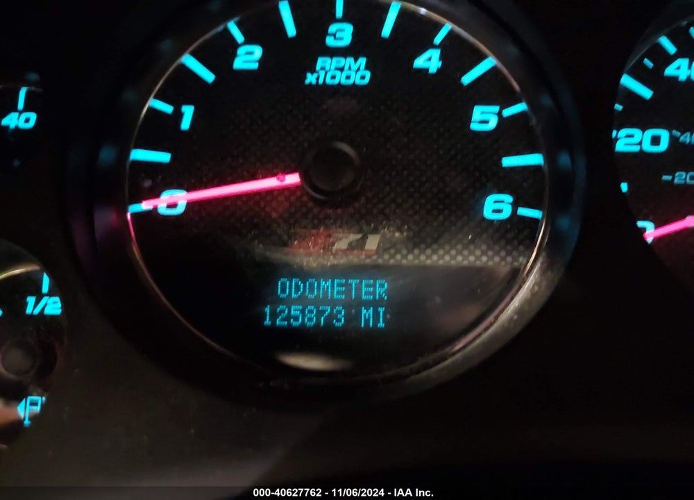 2011 CHEVROLET AVALANCHE 1500 LT1 VIN: 3GNTKFE36BG191412