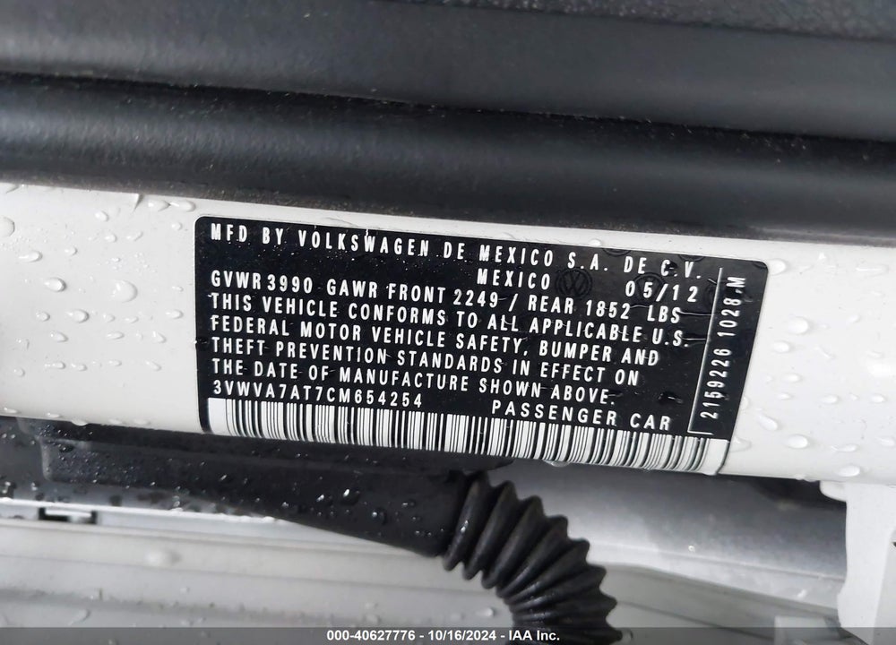 2012 VOLKSWAGEN BEETLE 2.0T TURBO VIN: 3VWVA7AT7CM654254