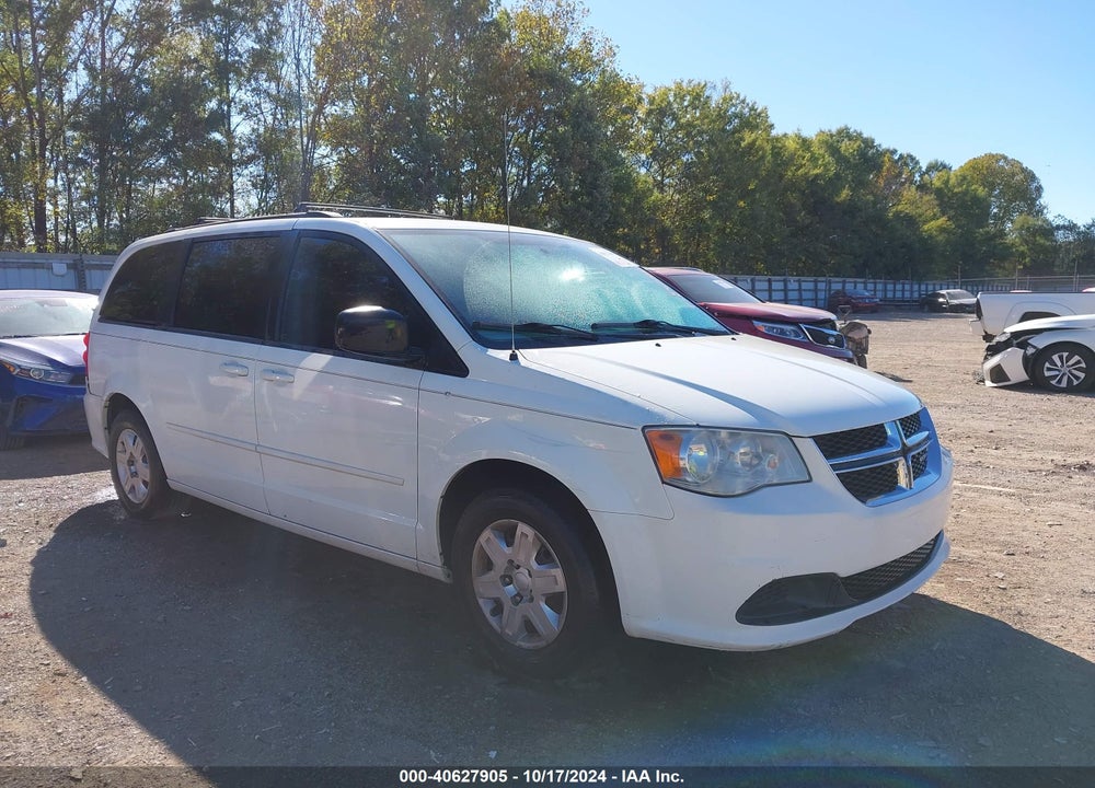 2011 DODGE GRAND CARAVAN EXPRESS VIN: 2D4RN4DG7BR738400