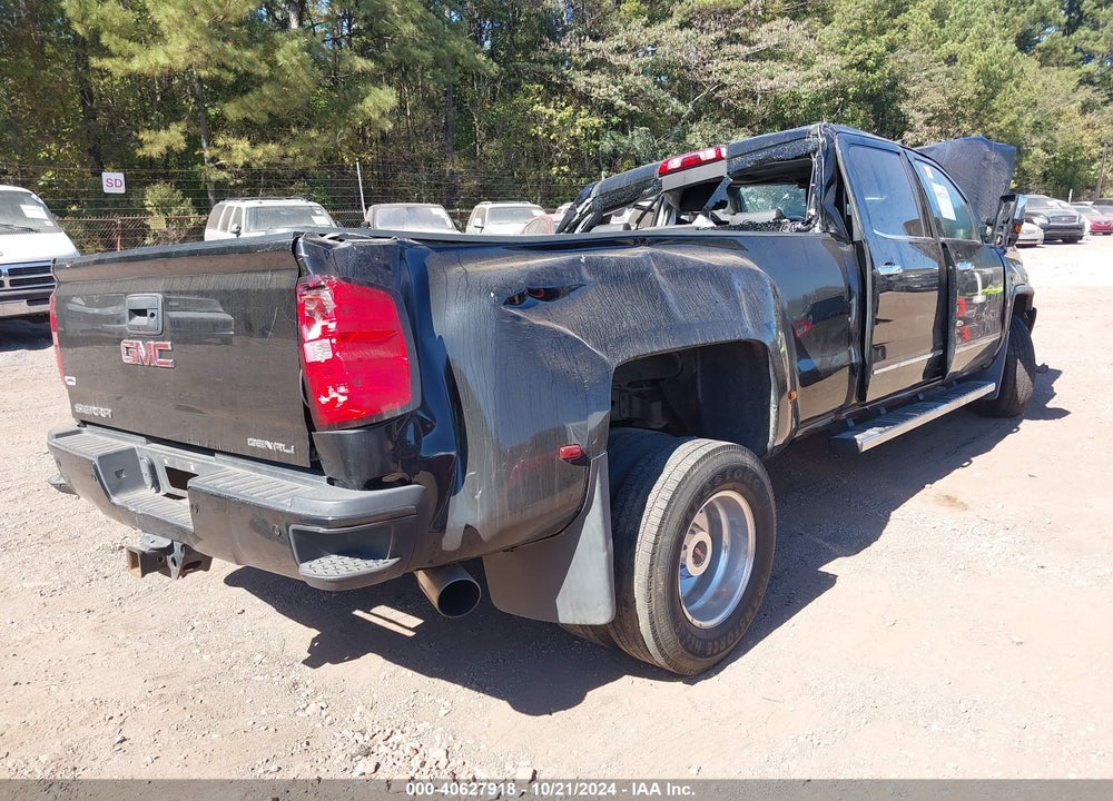 2015 GMC SIERRA 3500HD DENALI VIN: 1GT424E87FF524401