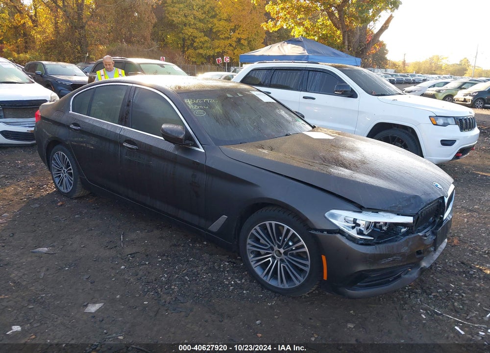 2018 BMW 530I XDRIVE VIN: WBAJA7C59JWC75527