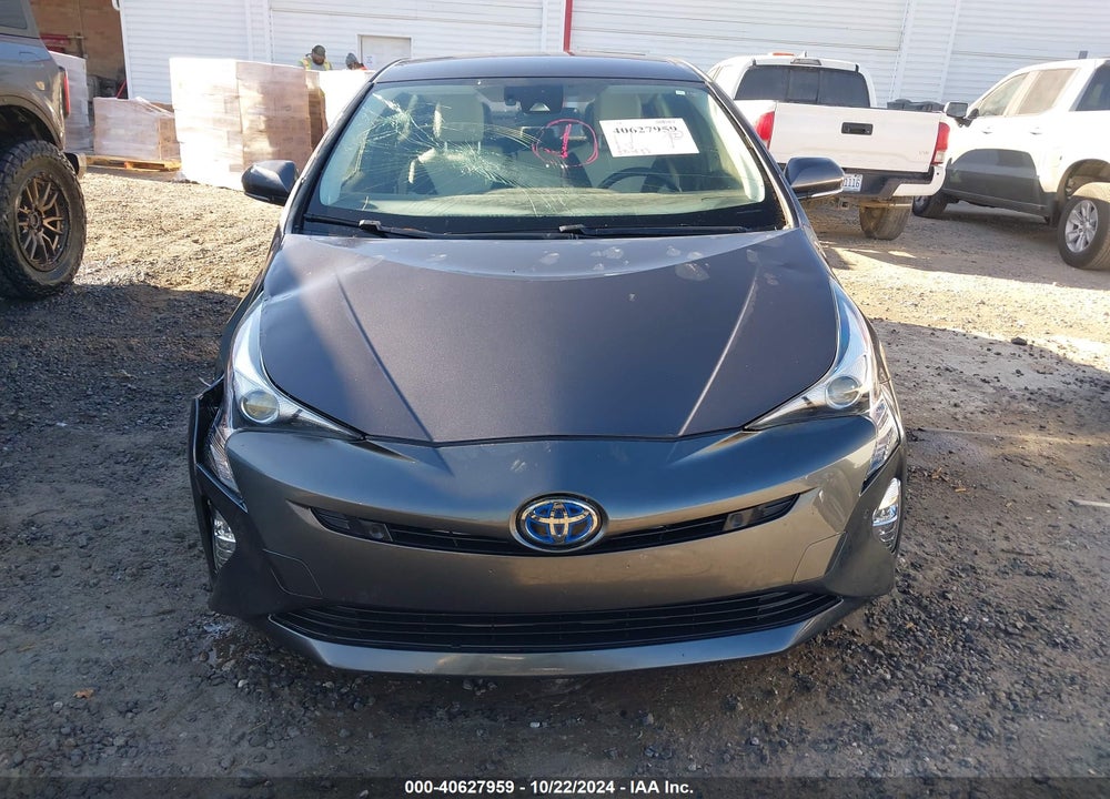 2018 TOYOTA PRIUS THREE TOURING VIN: JTDKARFU3J3552421