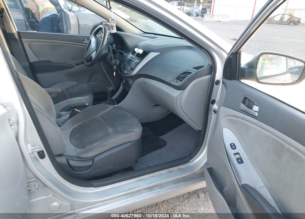 2015 HYUNDAI ACCENT GLS VIN: KMHCT4AE5FU800571