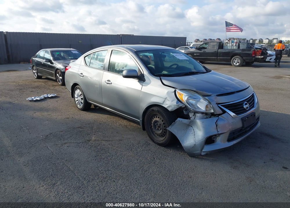 2014 NISSAN VERSA 1.6 SV VIN: 3N1CN7AP8EL838549