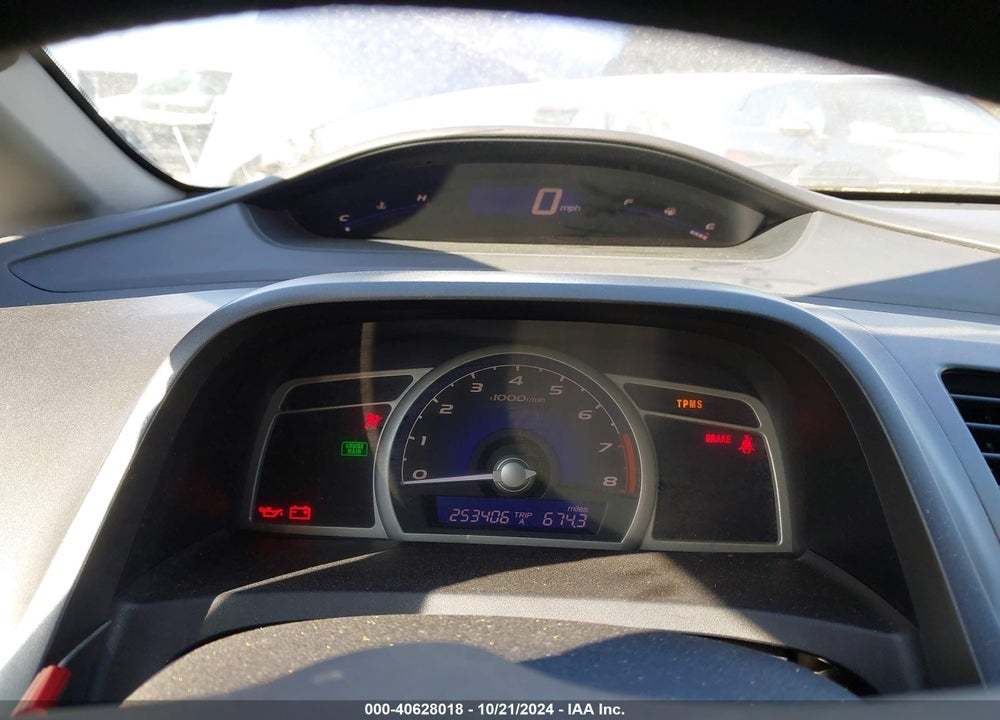 2010 HONDA CIVIC LX VIN: 2HGFA1E52AH514013