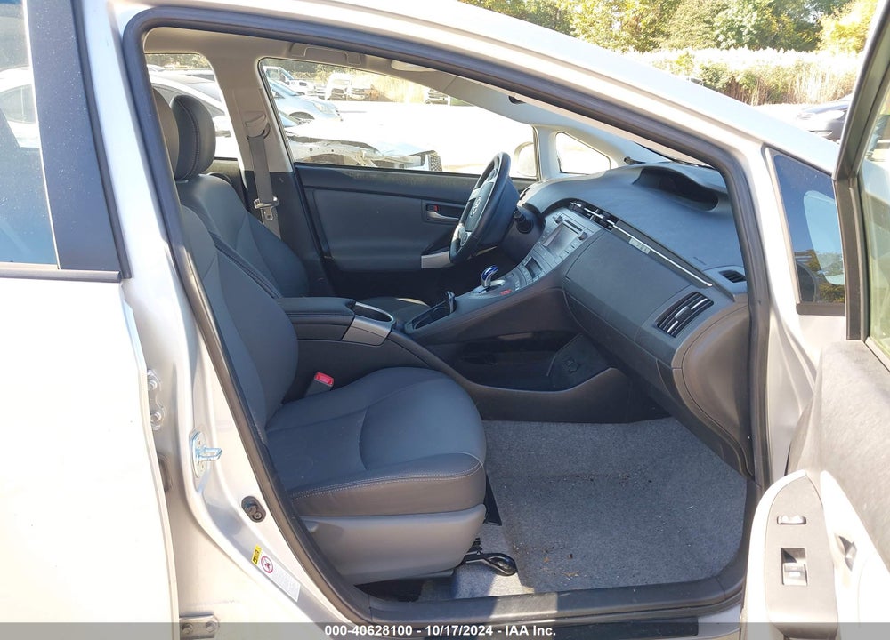 2013 TOYOTA PRIUS FOUR VIN: JTDKN3DUXD5629430