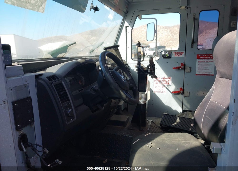 2016 RAM 5500 CHASSIS TRADESMAN/SLT VIN: 3C7WRMAJ2GG325479