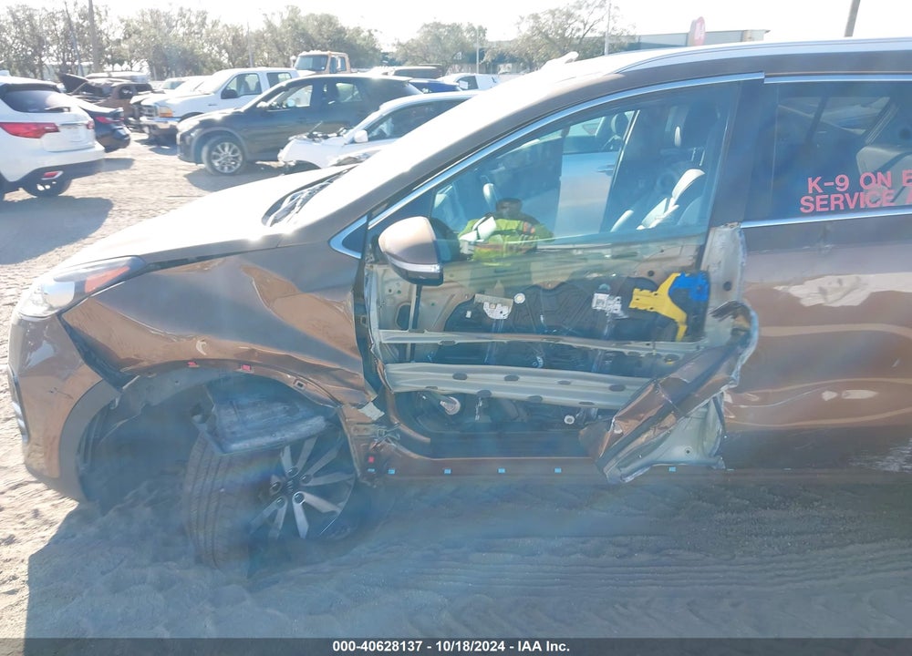 2017 KIA SPORTAGE EX VIN: KNDPN3AC8H7261325