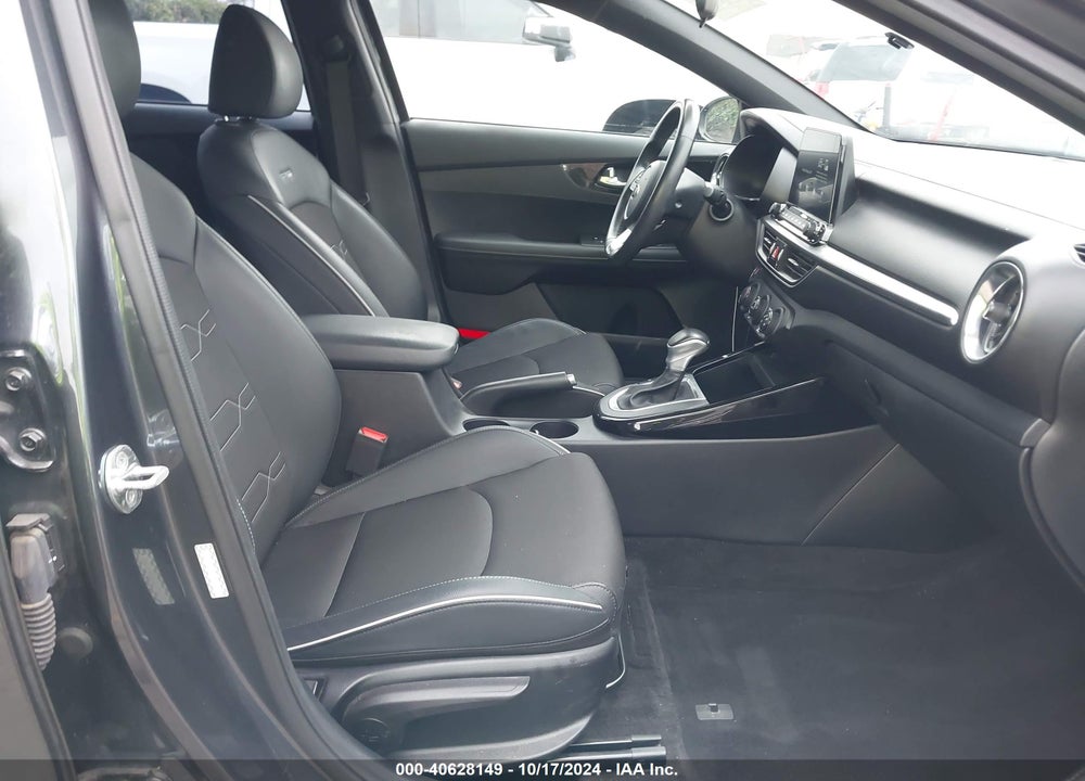 2021 KIA FORTE GT LINE VIN: 3KPF34AD0ME364572