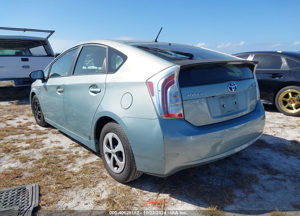 2015 TOYOTA PRIUS TWO VIN: JTDKN3DU3F1950977