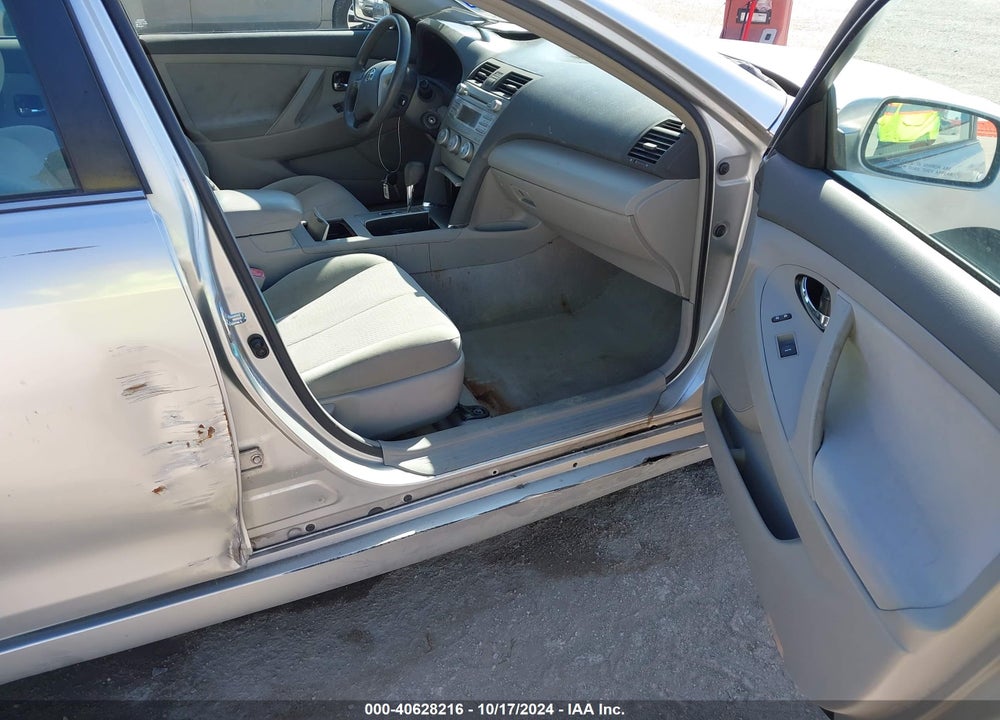 2011 TOYOTA CAMRY LE VIN: 4T1BF3EK4BU173000