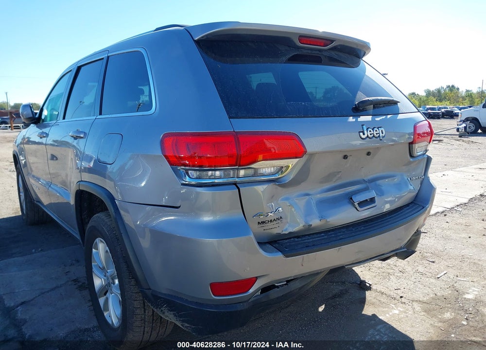 2015 JEEP GRAND CHEROKEE LAREDO VIN: 1C4RJFAG7FC112806