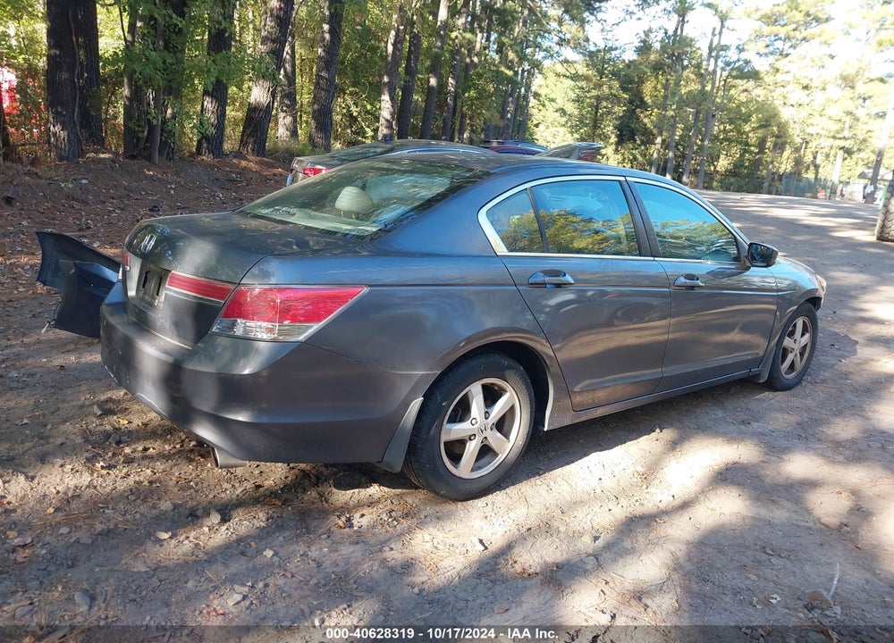 2011 HONDA ACCORD 2.4 LX VIN: 1HGCP2F31BA020052