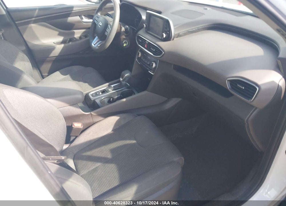 2019 HYUNDAI SANTA FE SE VIN: 5NMS23AD8KH028363