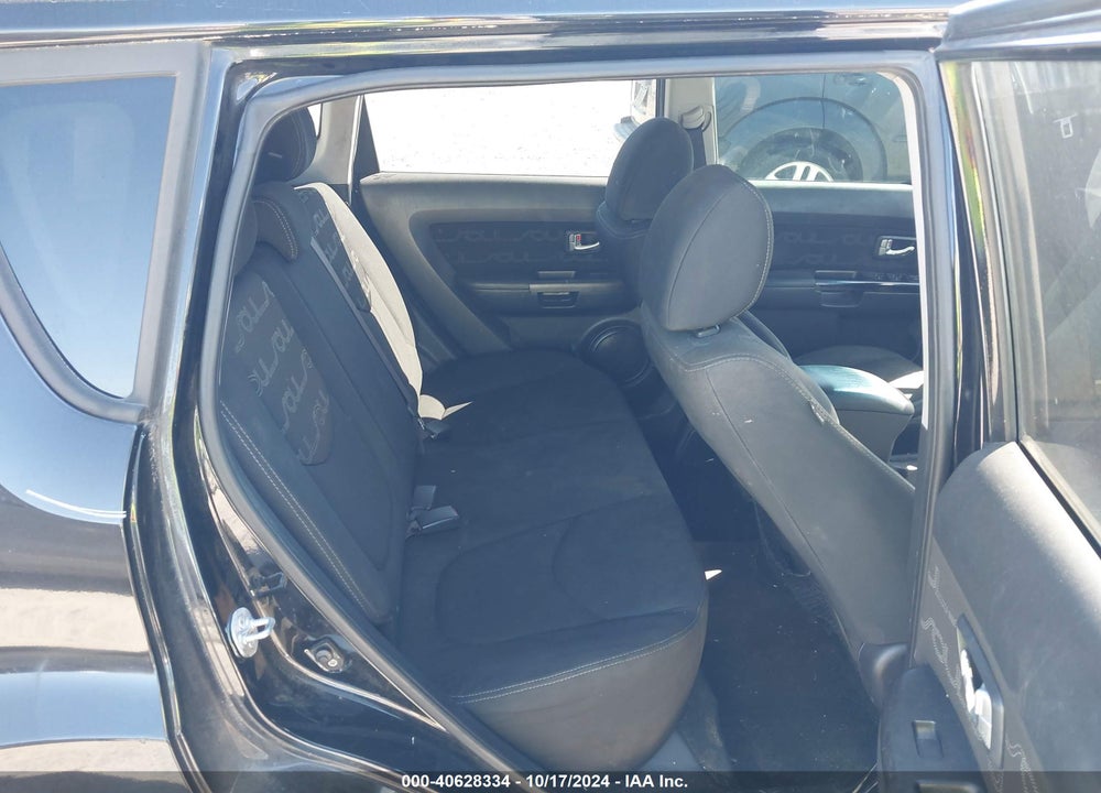 2013 KIA SOUL VIN: KNDJT2A68D7570853