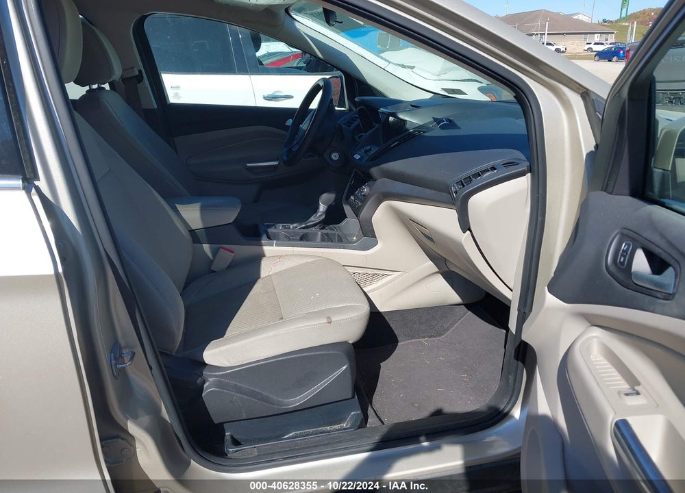 2017 FORD ESCAPE SE VIN: 1FMCU9GD4HUB65614